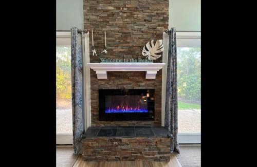 Lawton Woods House | 81 Lawton Road