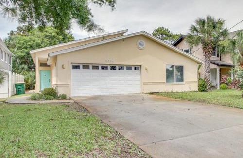 Silver Sands House | 8134 South Lagoon Drive