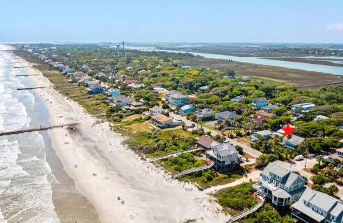 Folly Beach House | 817 E Ashely Ave Pleasant Breeze