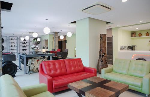 Jinhu Hotel | 823 Tourist Hotel