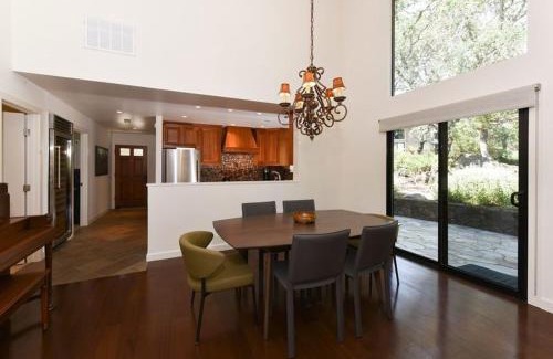Napa Apartment | 824 Oak Creek at Silverado condo