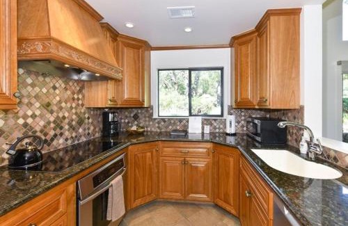 Napa Apartment | 824 Oak Creek at Silverado condo