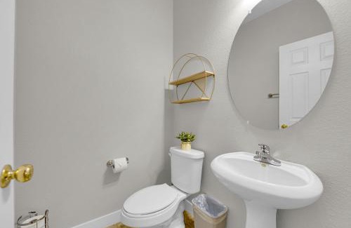 Enterprise House | 8277 Pearl