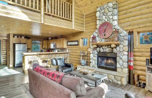 Boyne Falls House | 832 Mountain Cabin