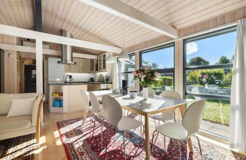 Skødshoved Strand House | 84272-Knebel-Lyravej-11
