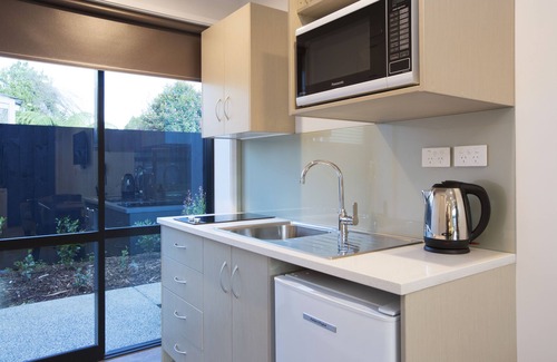 Tauranga South Hotel | 850 Cameron Motel