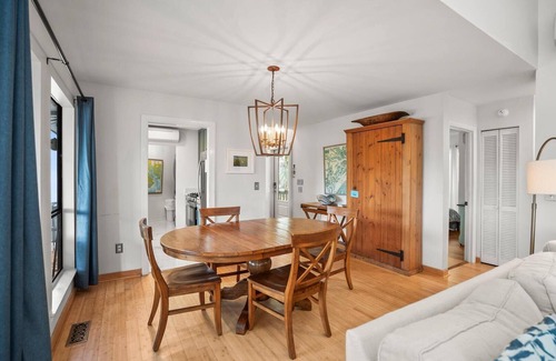 Saint Helena Island House | 860 Sabal Ct