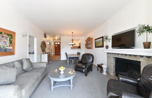 Napa Apartment | 888 Oak Creek at Silverado condo