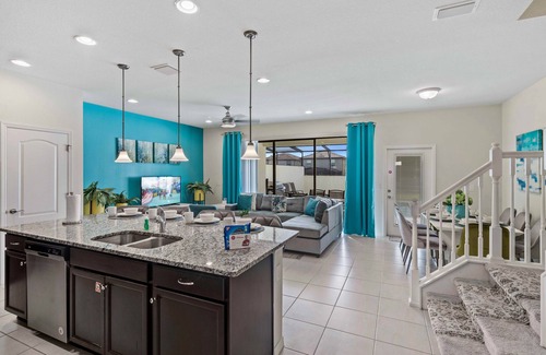 Four Corners Cottage | 8918 Sydney Avenue