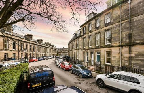 St. Andrews House | 8b Howard Place