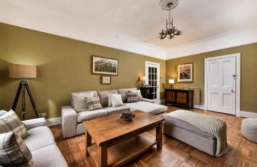 St. Andrews House | 8b Howard Place