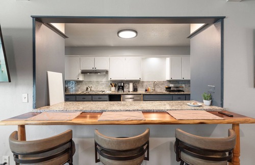 Central Oklahoma City House | 8BR Near Route 66 + Lake Overholser | Laundry Room & Pool Table #08