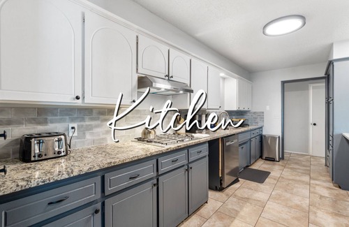 Central Oklahoma City House | 8BR Near Route 66 + Lake Overholser | Laundry Room & Pool Table #08