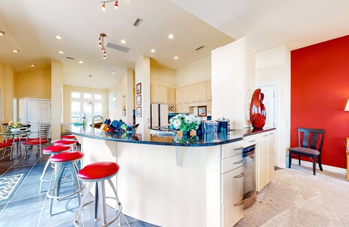 Whalehead Beach House | 8BR Oceanfront | Pool | Hot Tub | Pool Table