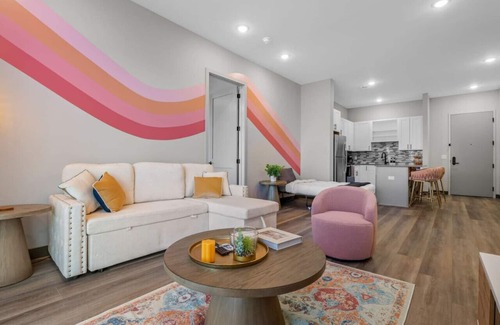 South Nashville Apartment | 8Min to Honky-Tonks + Free Parking, Sleeps 6!