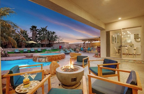 Desert Hot Springs House | 9 bdr+15 bds+5.5 baths, pickleball, basketball, 2+acres, indoor+out billiards.