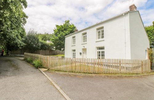 Truro House | 9 Copes Gardens