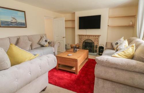 Truro House | 9 Copes Gardens