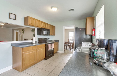 Read Boulevard East House | 9 Mi to Dtwn: New Orleans East Home