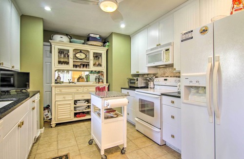Ocean Pines House | 9 Mi to Ocean City Beaches: Retreat w/Patio