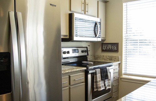 Waterford Plantation Condo | 9 Miles from the beach and close to EVERYTHING along with Beautiful views!