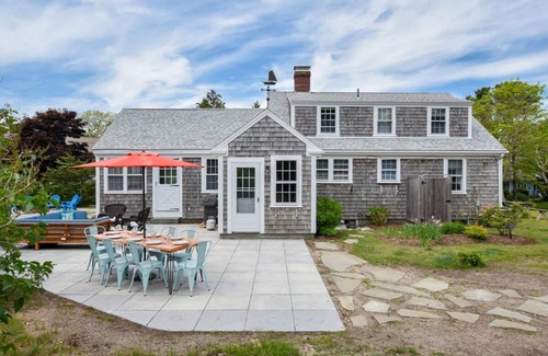 South Chatham House | 9-Min Walk to Water Fire Pit