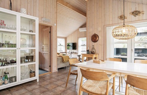 Aalbaek House | 9 person holiday home in Ålbæk