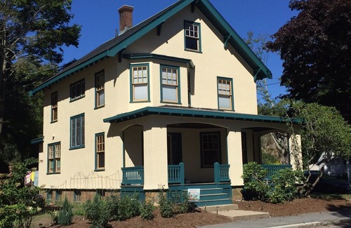 Manchester-by-the-Sea House | 90 School Street in Manchester-by-the-Sea