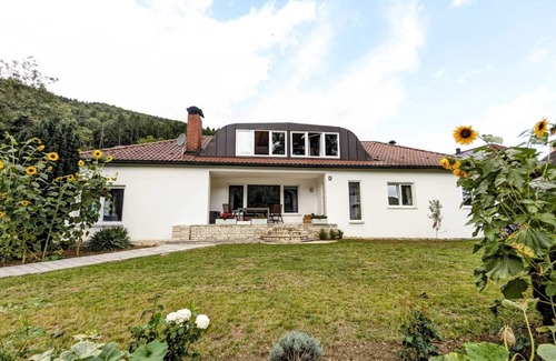 Riedenburg Apartment | 90sqm vacation apartment in the Altmühltal for up to 5 people