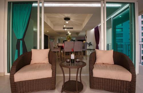 South Hotel Zone Apartment | 910-3000 Grand Venetian P.V.