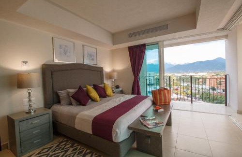 South Hotel Zone Apartment | 910-3000 Grand Venetian P.V.