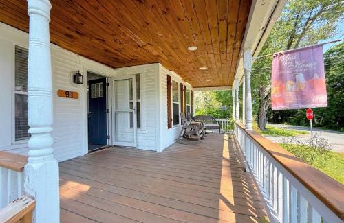 Bethlehem House | 91M Renovated Bethlehem home with hot tub, firepit, large yard, walk to restaurants