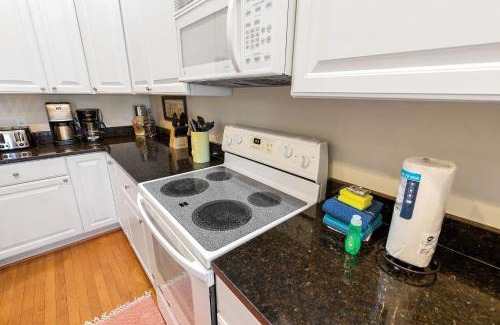 Waters Edge House | 93 Waters Edge - Townhome - Pool