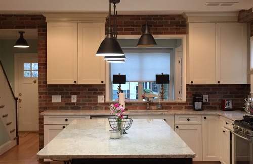Murray Hill House | 94 Five Star Reviews located in the City of Annapolis in a quiet neighborhood!