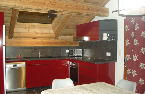 Valloire Apartment | 95 m2 le col du Galibier 4* for 7 people in the center of Valloire
