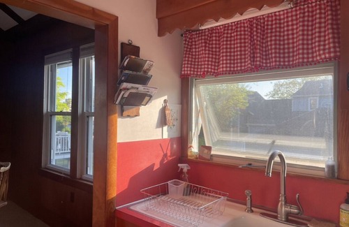Mystic - New London Cottage | 97 Year Old Fishmongers Time Capsule