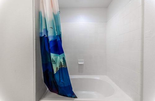 West San Antonio Apartment | 9850 Spacious Family Retreat Near Lackland AFB