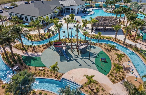 Kissimmee House | 9BR Family Villa – South-Facing Pool & Arcade Near Disney & Universal