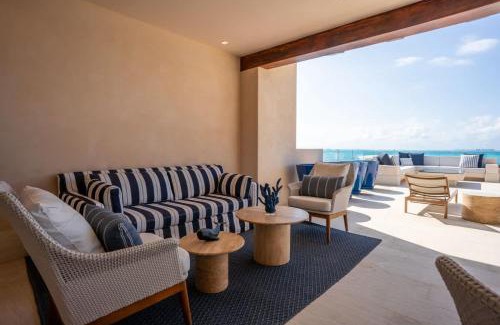 Isla Mujeres Apartment | 9BR Luxury Beachfront Penthouse w/Private Pool