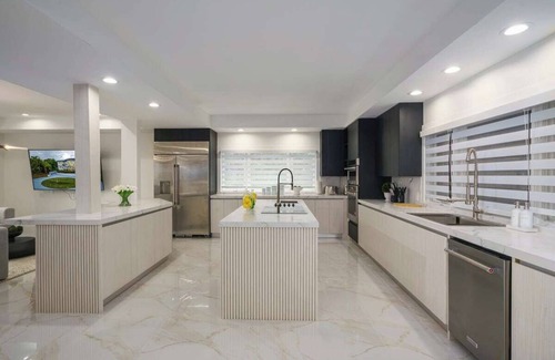 Fort Pierce House | 9K SF Waterfront Mansion/Pool