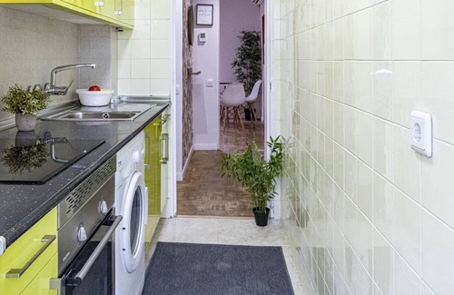 Puerta del Angel Condo | ¡A 10 Minutos del Parque de Madrid Rio! Ideal Para Estudiantes y Trabajadores