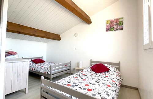 Sainte-Marie-la-Mer Apartment | A 150 m de la mer - T3 tout confort - 4 pers - Roussillon - 3
