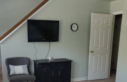 Wake Forest House | A 2.5 bedroom townhouse by the park. Accepting pets
