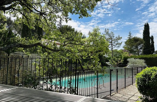 Lourmarin House | A 2 Mins du Village de Lourmarin. Maison au Calme Avec Grande Piscine et Jardin