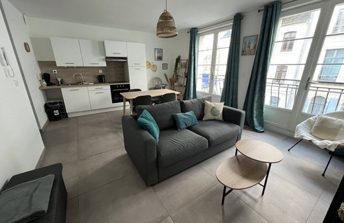 Boulogne-sur-Mer Apartment | A 2 pas du Beffroi, 2-4p Wifi, Parking