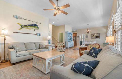 Litchfield by the Sea House | A 4 Bedroom House in Gated Litchfield By the Sea