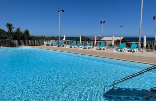 Prunete Apartment | A 5 mn à pied de la mer, piscine ,tennis, paillote