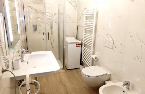 Assisi Apartment | A 6 minuti da San Carlo Acutis - LA SUITE DI SAN RUFINO, Centralissimo, 2 Letti Matrimoniali, Spazioso, Perfetto - La nostra Forza è la Presenza 24-7, MyAssisiSuite, più di un semplice Appartamento - MÓWIMY PO POLSKU