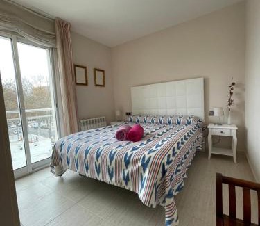 Castell-Platja d'Aro Apartment | A 600 metros de la playa con piscina, ideal para familias