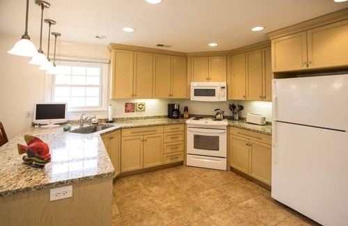 Northeast Virginia Beach House | A Beach Haven - North End VB